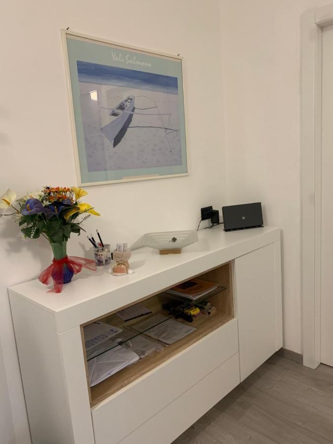 La Conchiglia A Marina Apartment Marina Di Carrara Luaran gambar