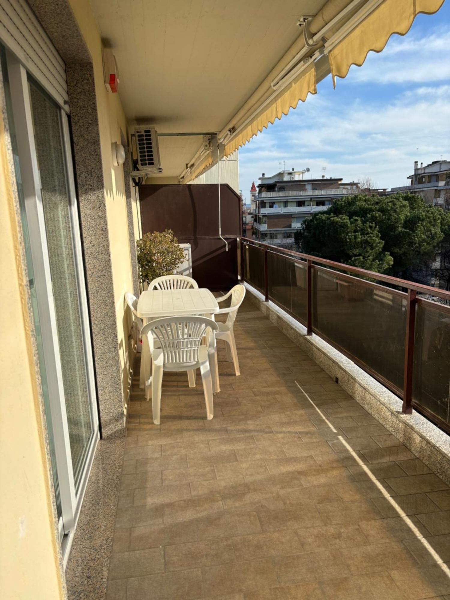 La Conchiglia A Marina Apartment Marina Di Carrara Luaran gambar